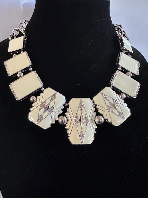 Stunning Enamel and Silver tone Statement Necklac… - image 5