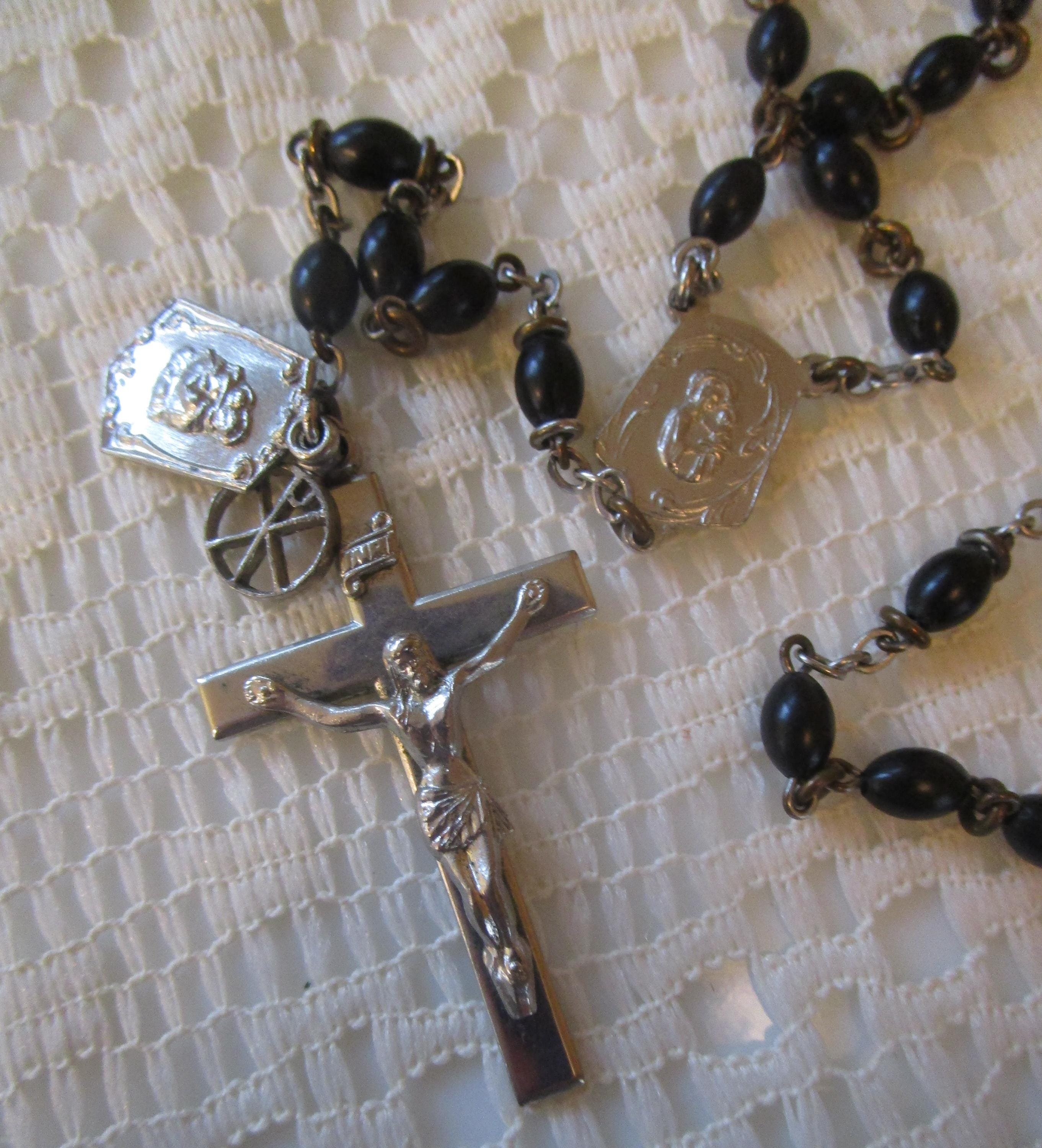 Vintage Creed Rosary - Etsy display picture 1