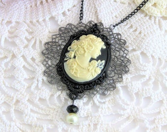 Große Victorian Lady Kamee Halskette für Frauen, Schwarz und Elfenbein Kamee, Kamee Schmuck, Kamee Halskette, Kamee Halskette, Viktorianische Halskette mit Kamee