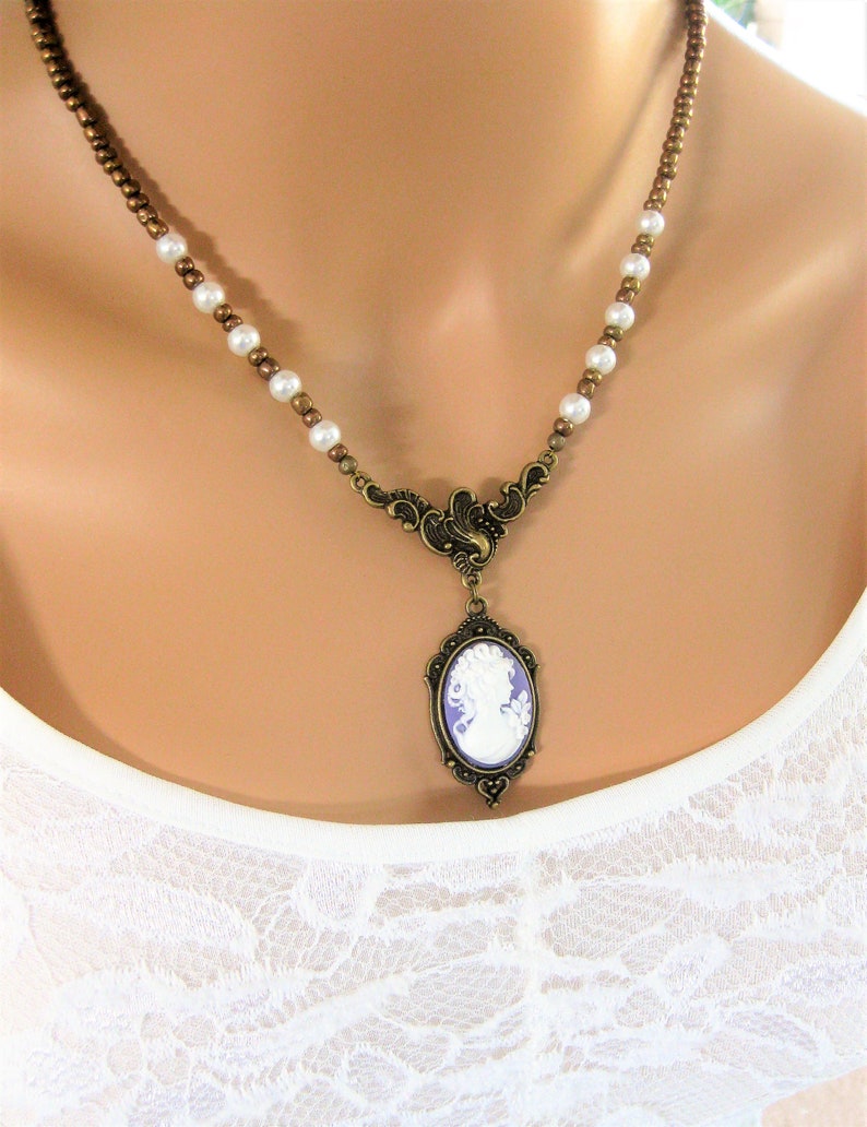 More Colors Victorian Cameo Necklace, Cameo Necklaces, Beaded Necklaces, Cameo Jewelry, Victorian Necklaces, Beaded Cameo Necklace, Cameos image 4