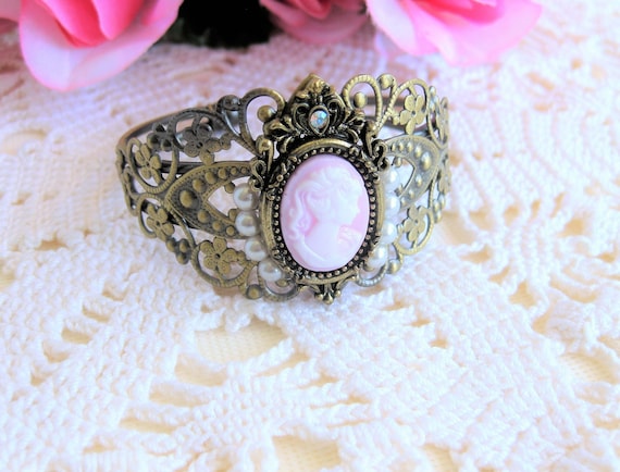 Lady Cameo Cuff Bracelet: Antique Gold Victorian Jewelry