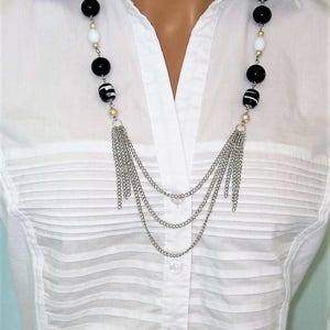 Long collier noir multi rangs pour femme, collier de perles noir avec plusieurs rangs, bijoux faits main pour femme image 2