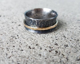 Spinner ring, fidget ring, wedding band