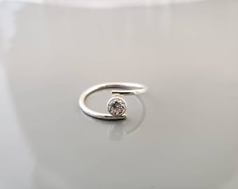 Simple delicate diamond ring