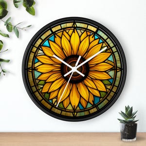 Stained Glass Sunflower Clock, Sunflower Wall Art, Nature Inspired Wall Decor, Floral Home Accent