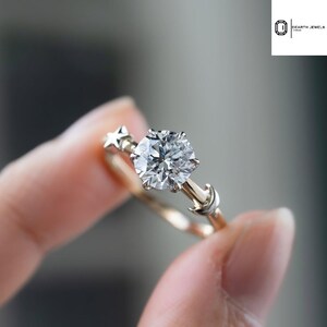 Unique Moon Engagement Ring 2.0ct Round Cut Moissanite Engagement Ring Women Vintage Rose Gold Celestial Wedding Ring Diamond Promise Ring