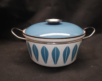 Vintage Blue White Mid Century Modern Cathrineholm Lotus Pan Casserole handled w/ Lid