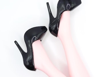 Fits Monster High G3 Dolls (Excluding Abbey, Claud Wolf and Clawdeen, Jinafire)