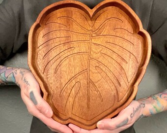 Mahogany monstera leaf catch-all tray