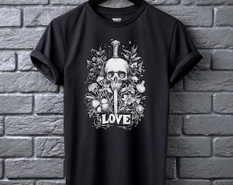 Camiseta Love Dagger con calavera floral y espada, ropa alternativa para hombre, estilo gótico romántico, camisa botánica oscura, estética emo ocultista.