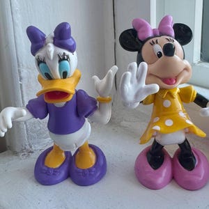 SET - Lot of TWO - 2.5” Poseable Figures - Minnie Mouse & Daisy Duck - Disney Junior Mickey Mouse Clubhouse by Famosa image 3