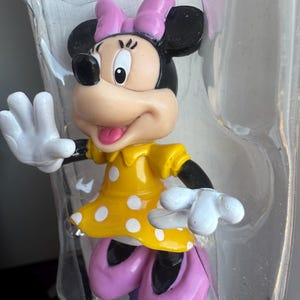 SET - Lot of TWO - 2.5” Poseable Figures - Minnie Mouse & Daisy Duck - Disney Junior Mickey Mouse Clubhouse by Famosa image 6
