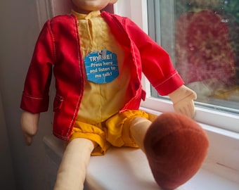 Talking PINOCCHIO Doll - Equity Toys - Jonathan Taylor Thomas - (1996)