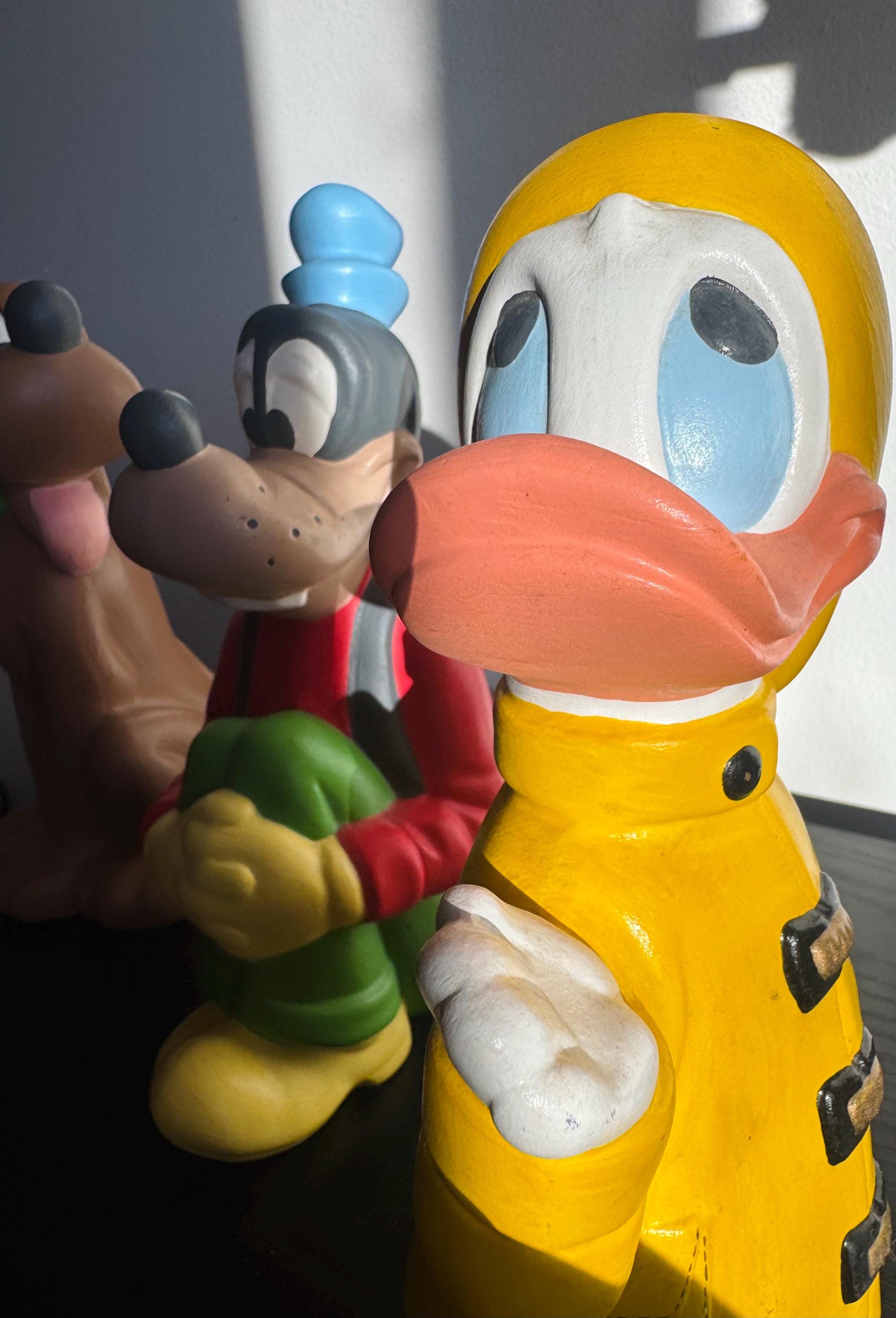 Donald Duck Garden Statue - Etsy
