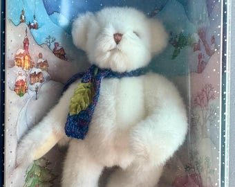 1991 Gund Holiday Bear - Original TAGS & BOX included - Christmas Collectible