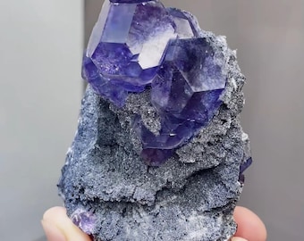 Natural Tanzanite Fluorite comes from Fujian,China Mineral Specimens 55*40*60MM
