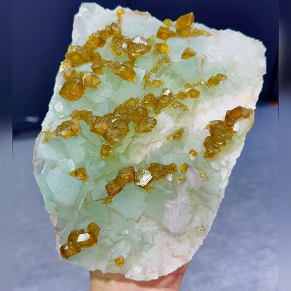 天然重晶石と緑色蛍石、鉱物標本：中国江西省 - Etsy 日本