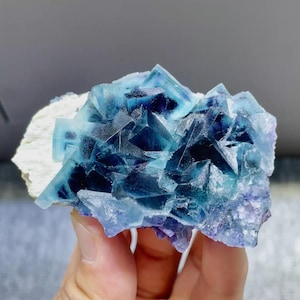 Blue Purple Phantom Fluorite comes from Yindu,Inner Mongolia 70*30*50MM