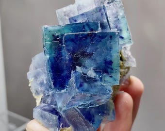 Natural Blue Purple Phantom Fluorite comes from Yindu,Inner Mongolia 70*40*65MM