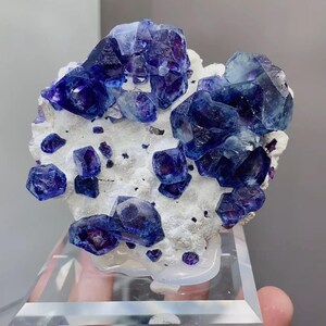 Natural Phantom Fluorite comes from Yindu,Inner Mongolia 80*20*65MM