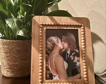 Custom picture frame