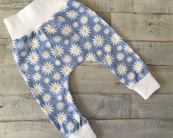 Baby Pants, Harem Pants, Baby Joggers, Cotton Pants, Daisies on Grey