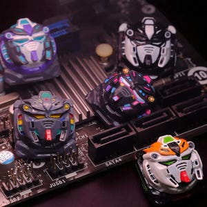 Handmade Mecha Robot Gun.dam Head Artisan Keycap, Custom Resin ESC Keycap for Cherry MX Mechanical Keyboards, Unique Gift for Gamer