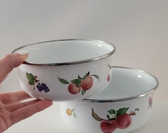 Vintage Enamelware Nesting Bowls - Fruit Design (Set of 2)