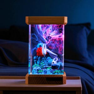 Lámpara de noche Hollow Knight, lámpara LED de resina hecha a mano, decoración para gamers.