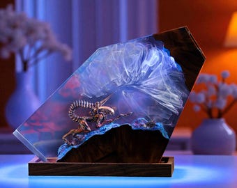 Xenomorph Resin Lamp, Sci-Fi LED Light, Handmade Wood Epoxy Night Lamp, Horror Desk Lamp, Unique Space Decor Gift, LED Lamp for Him