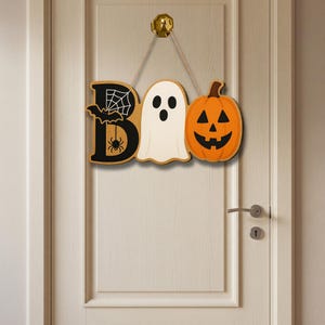 Boo Halloween Wooden Sign: Ghost, Pumpkin & Bat Door Hanger