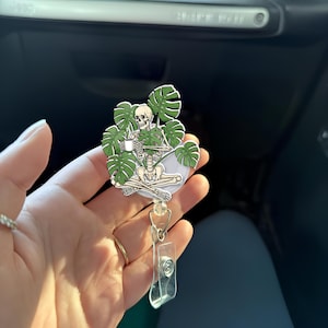 Bobine d'insigne squelette de plante Monstera, porte-carte d'identité original pour amateur de monstera, cadeau drôle d'accessoires pour infirmière, accessoires pour amateur de café
