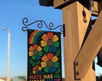 Bandera de jardín "El odio no tiene cabida aquí" / Decoración floral arcoíris con mensaje de orgullo inclusivo