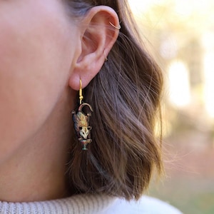 Funny Opossum Cocktail Earrings – Drunk Possum Jewelry – Weird Animal Dangle Earrings – Quirky Gift for Her – Bar Drink Earrings