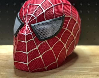 Casco impreso en 3D de Spider-Man 2002: accesorio de exhibición o accesorio para vestir