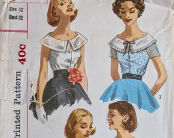 SIMPLICITY 2062 UNCUT Size 12 Bust 32" Blouse Shirt Top Collar Boatneck Bateau Neckline Sleeveless Short Sleeve Vintage 1950's Pattern