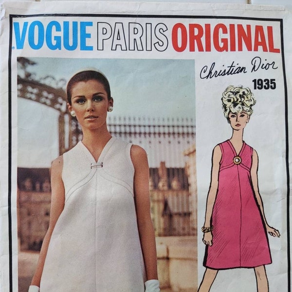 VOGUE 1935 Christian Dior Size 12 Bust 34 Paris Original One-Piece Dress A-Line V-Neck Vintage 1960's Dress