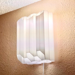 Aplique de pared QUADRA: Estilo moderno de mediados de siglo, color personalizable, ideal para inquilinos.