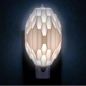 CRYSTAL Plug-In LED Night Light: Ambient Glow with Automatic Sensor