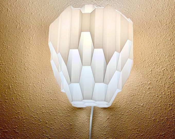 DIAMOND Mid Century Plug-In Wall Sconce: Art Deco Inspired, Renter Friendly Installation