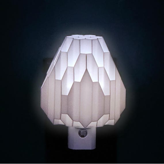 MUSHROOM Plug-In LED Night Light: Ambient Glow with Automatic Sensor