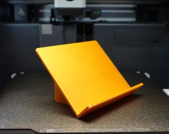 Small Desk Calendar & Device Holder (5"x4")