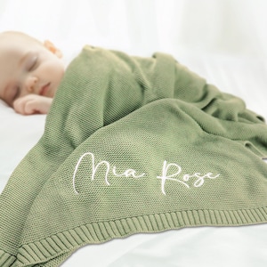 Personalized Baby Blanket: Embroidered Organic Cotton Knit
