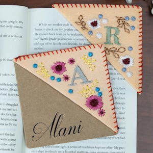 Embroidered Floral Felt Bookmark: Personalized Book Corner Gift