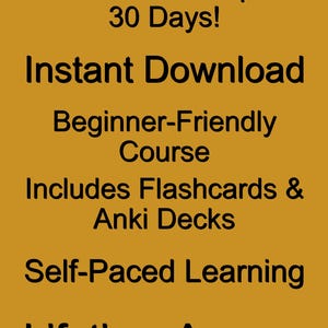 Może przedstawiać: Biały ceramiczny kubek z czarnym uchwytem i napisem "But First, Coffee" pogrubioną, czarną czcionką. Kubek jest umieszczony na neutralnym tle, podkreślając jego prosty design.