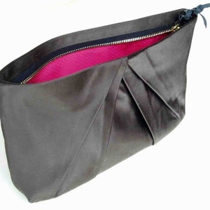 Sewing Pattern Pleated Clutch Purse Downloadable PDF image 3