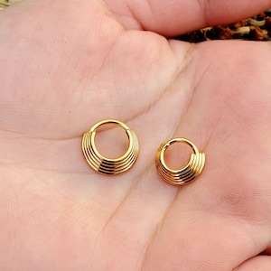 5-Tier Stack Hinged Titanium Clicker-Septum Hoop - Layered Septum Clicker - Segment Hoop - Septum Jewelry -Daith Helix 1.2*8mm  Gold