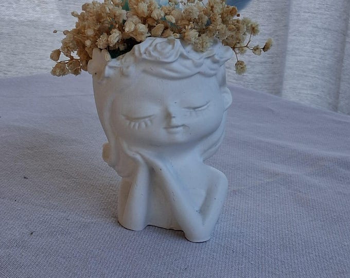 Ceramic plaster vases