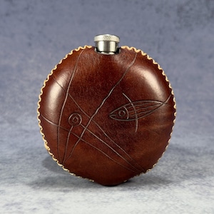 Handmade Leather Whiskey Flask: Vintage Style Portable Flask