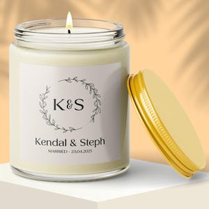 Wedding Gift Scented Candle for Couple, Personalized Essential Oil Candle with Name and Date, Unique Bride Gift, Custom Wedding Keepsake